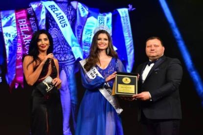 بالفيديو: اللبنانية جوانا صعب ملكة جمال الأمم لعام 2021 