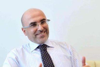 وائل كرمة أفضل طبيب مقيم في تورنتو لعامي 2018 و2019 يصدر بحثًا علميًا عن علاقة أدوية الكوليسترول بالذاكرة