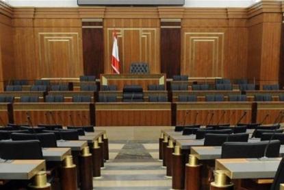 بشوفك يتحقق: هل يمنع النظام الداخلي لمجلس النواب 