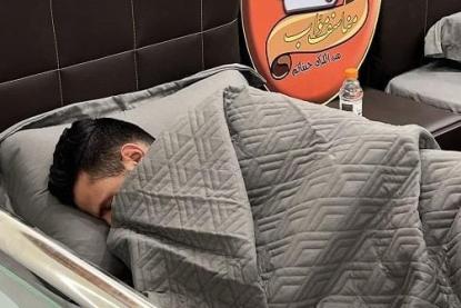  سابقة غريبة من نوعها... مطعم أردني يقدّم خدمة النوم بعد تناول المنسف! وإليكم التّفاصيل هنا: